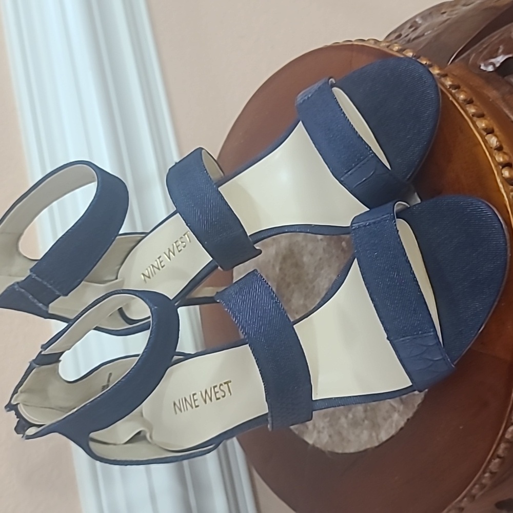NINE WEST DENIM HEELS,size 6 1/2